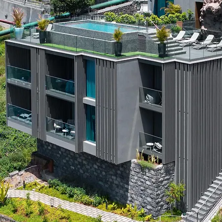 Apartment Hills V By An Island